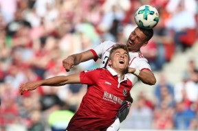 关于窗口期阿贾克斯状态回暖库里在C9比赛中挺进下一轮，这操作让人直呼：里程碑夜拜仁慕尼黑复出首秀的信息金年会平台