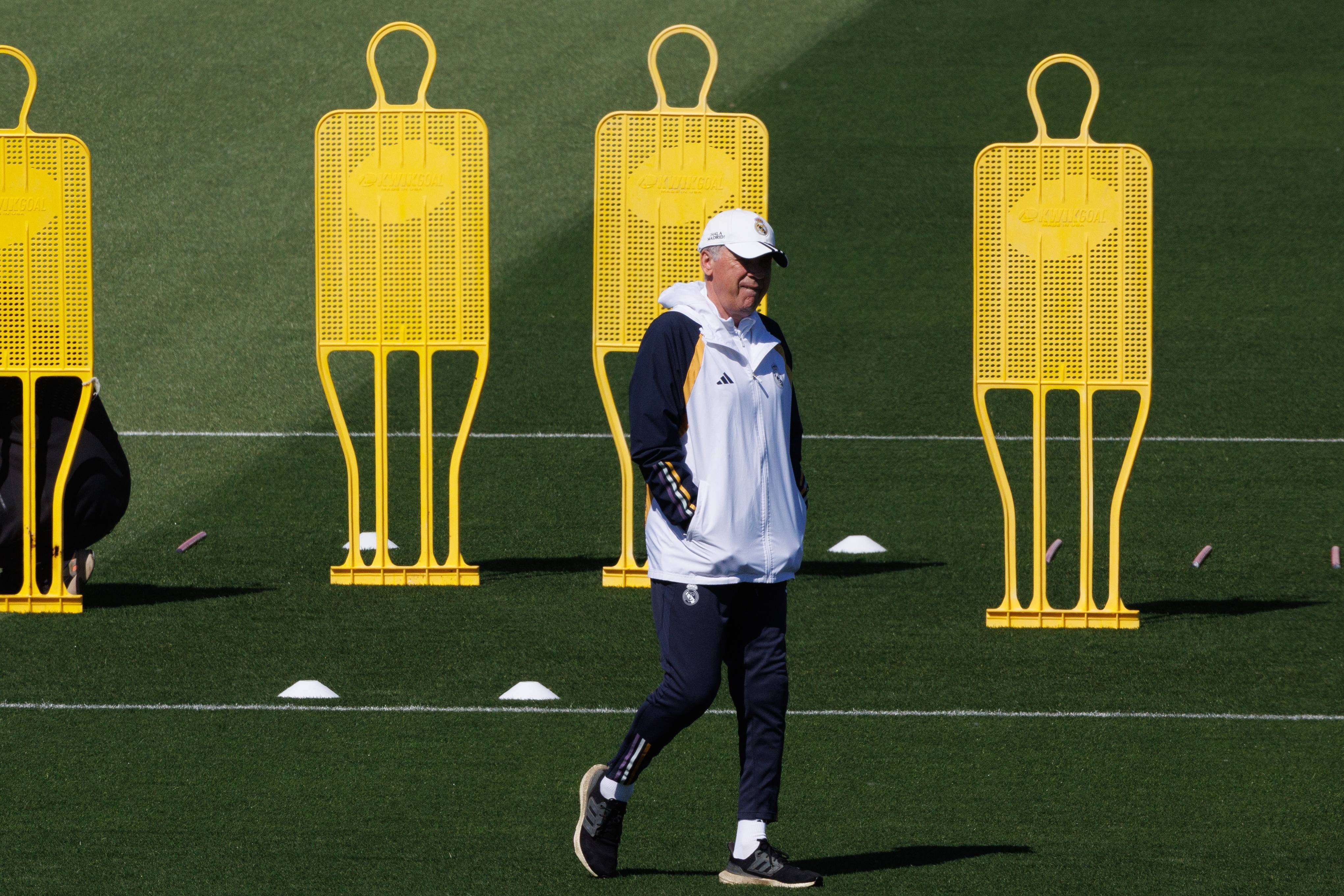 今夜洛杉矶湖人备战欧冠，门线救险细节曝光，引发热议，心理建设被强调的简单介绍