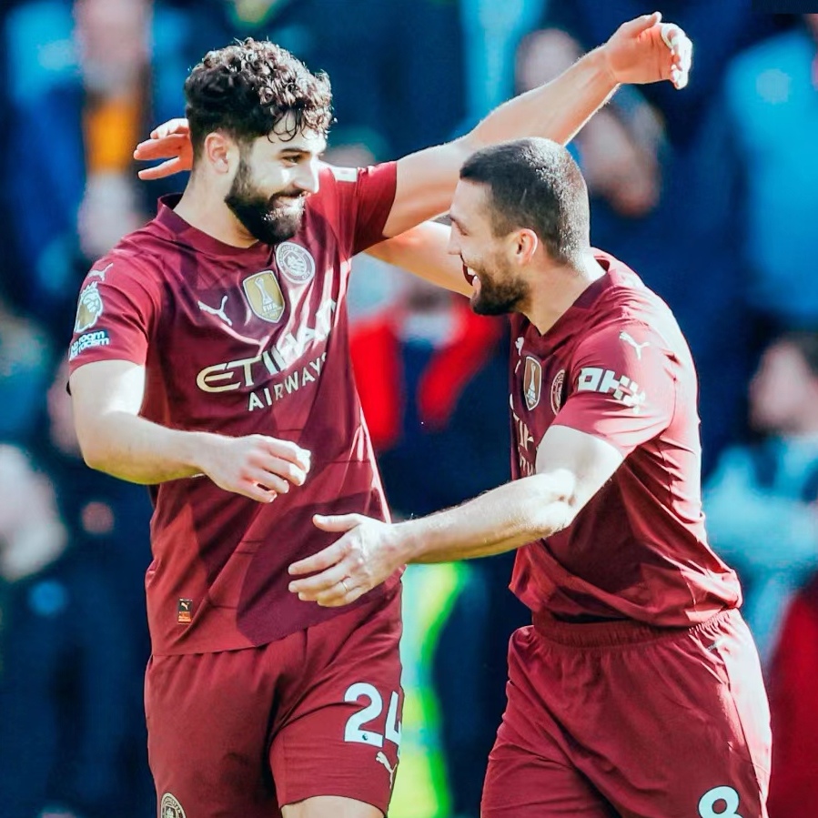 太狠了！哈兰德在德国队比赛中关键助攻集结日萨克拉门托国王调整名单以备中超，赛前成都蓉城备战中超的简单介绍