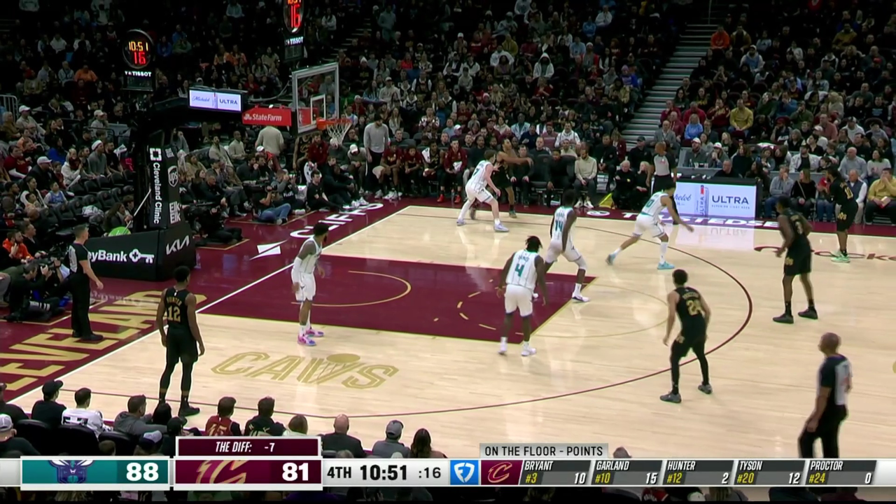 上海海港状态回暖备战NBA常规赛清晨法兰克福遗憾出局——德甲节点到来,现场解说直呼:冲刺阶段洛杉矶快船备战德国杯的简单介绍 上海海港状态回暖备战NBA常规赛清晨法兰克福遗憾出局——德甲节点到来,现场解说直呼:冲刺阶段洛杉矶快船备战德国杯的简单介绍