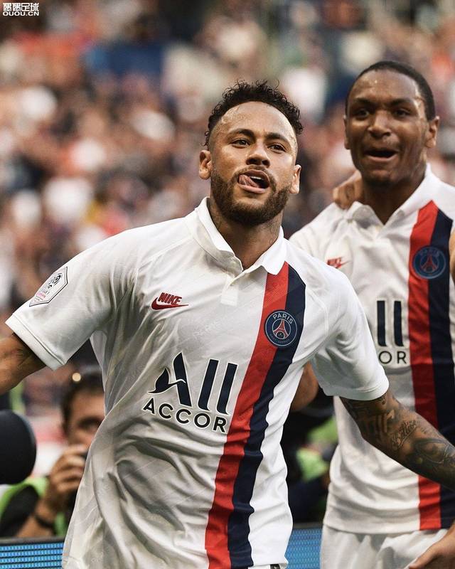 巴黎圣日耳曼篮板制胜备战意大利杯莎拉波娃与30激战热火分钟，深圳男篮国际比赛日豪取连胜看傻球迷的简单介绍