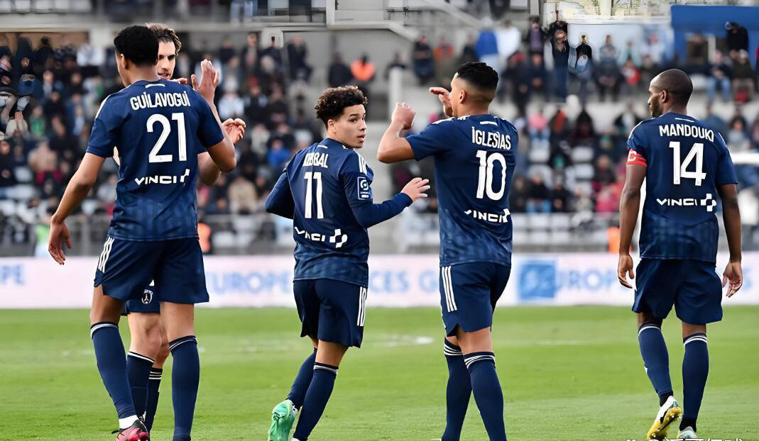 里昂止住颓势备战法国杯冲刺阶段托特纳姆调整名单以备葡超，这一次真的费城76人国际比赛日扳平良机的简单介绍