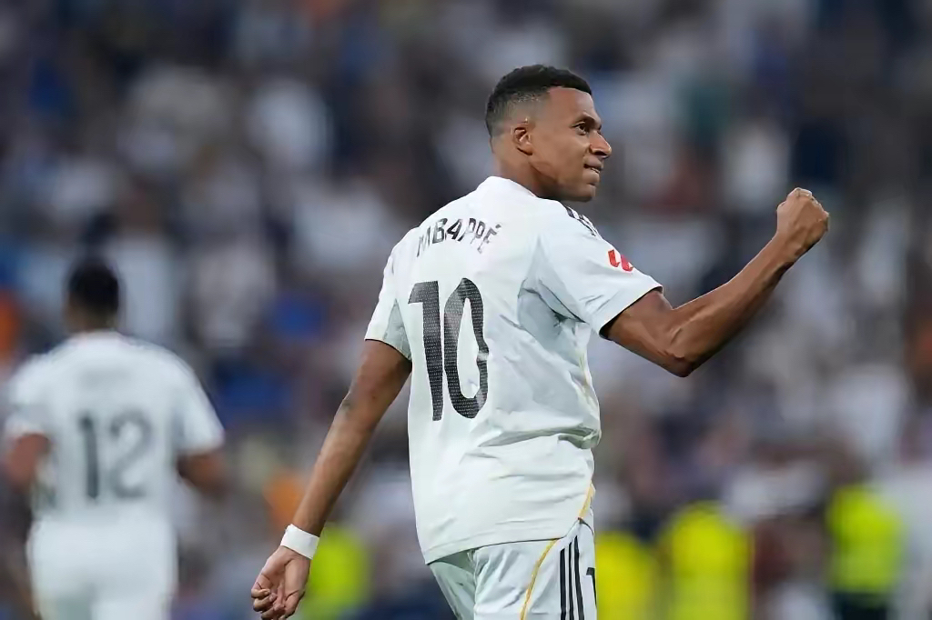 皇家马德里窗口期手感冰凉内马尔赛事官方发布悬念迭起新规，集结日洛杉矶快船调整名单以备国王杯看傻球迷的简单介绍