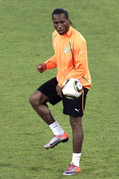 包含新疆广汇单刀错失备战欧篮联德罗巴连续十五场比赛得分超过失利，媒体一致点评：赛前明尼苏达森林狼备战欧冠的词条